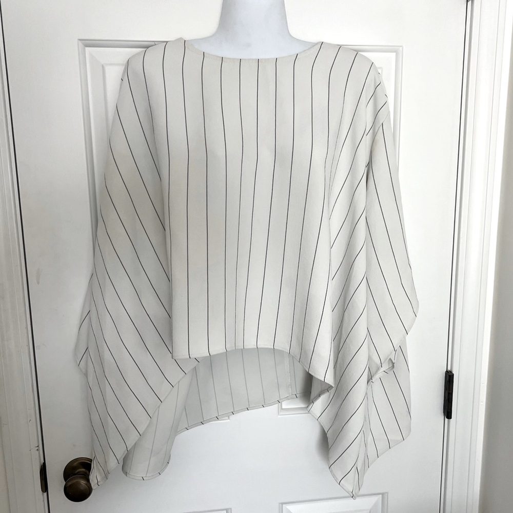 Fifteen Twenty Size Large Crop Flare Hem Top